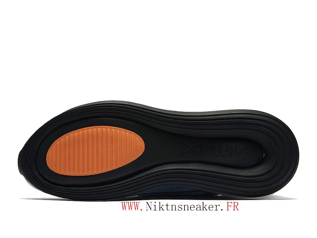 air max 720 noir et blanc