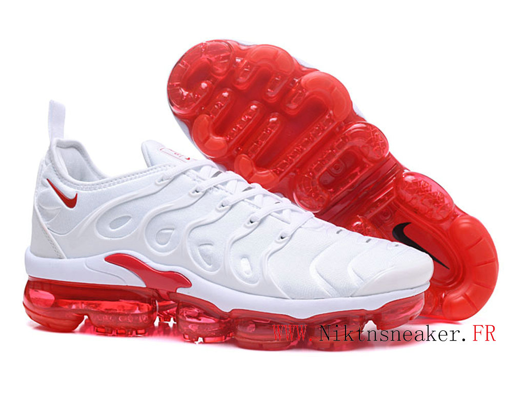 white red vapormax